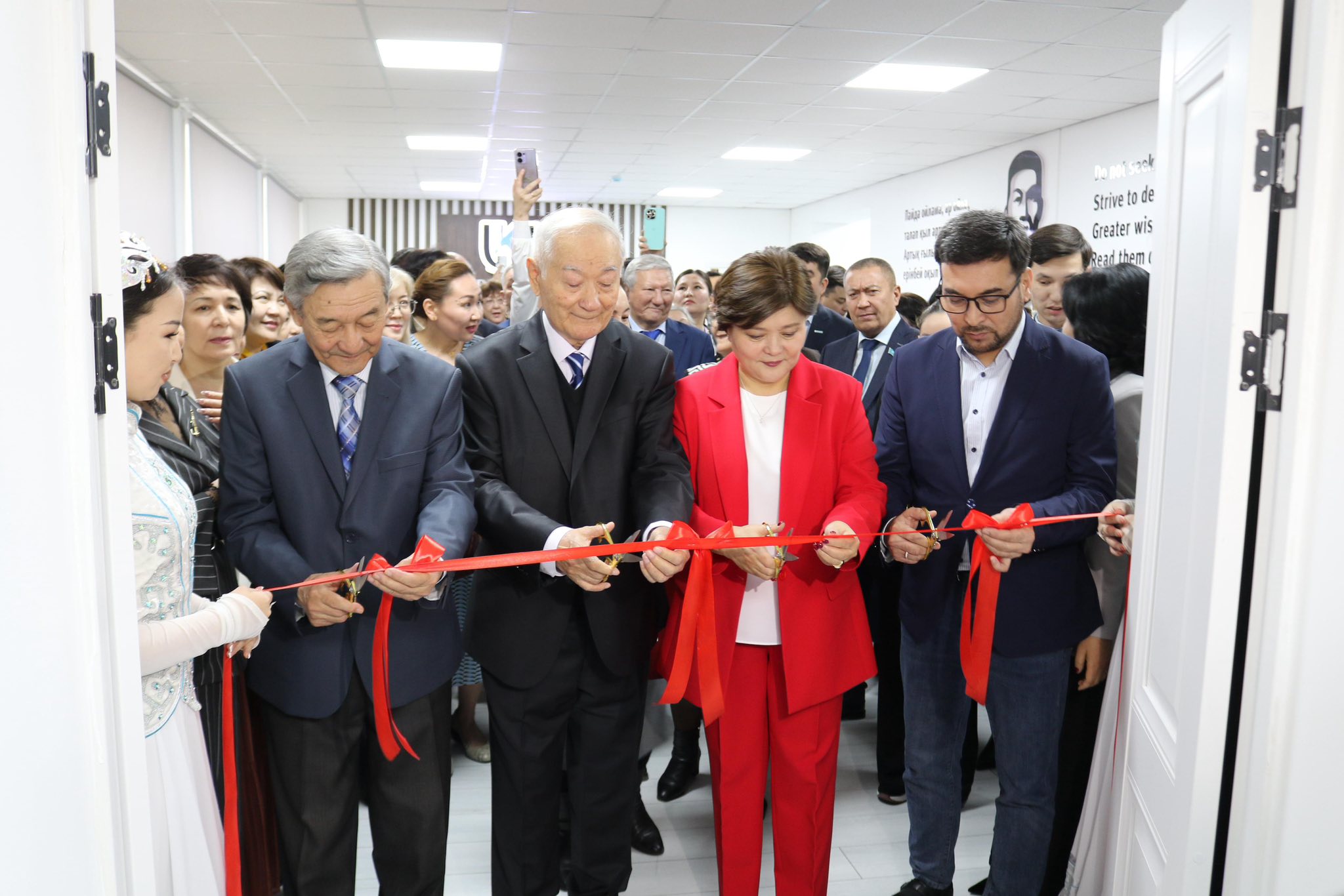 Қорқыт ата университетінде жаңа заманауи кітапхана ашылды