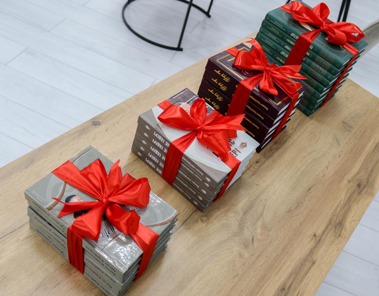 Read more about the article Профессор Бағдат Кәрібозұлының жаңа кітаптарының тұсаукесері өтті